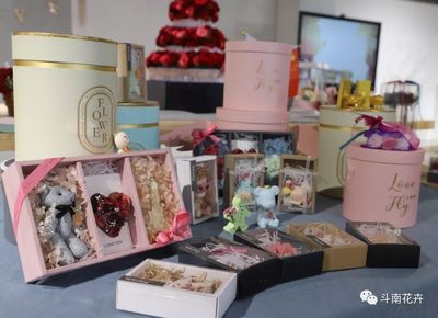 中韩花卉文化体验课 现场DIY精致礼品